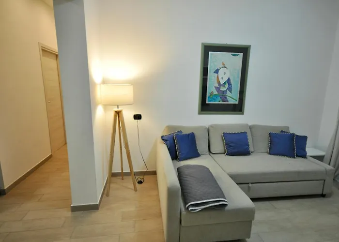 H2Ome Lagaccio 4 Rooms, 2 Bathrooms, Ac, Near Principe Station