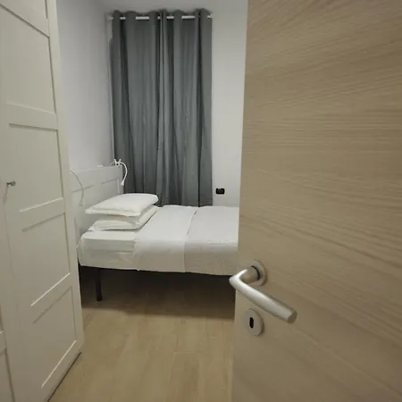 H2Ome Lagaccio 4 Rooms, 2 Bathrooms, Ac, Near Principe Station Genoa Exterior photo